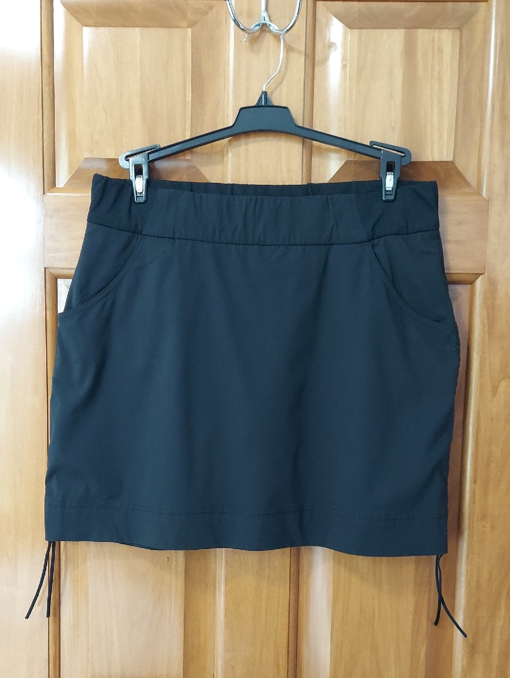Columbia Women's Pull On Elastic Wastband Black Skort, Stretch Size XL, Like New